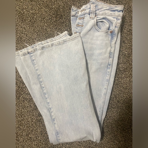 American Eagle Outfitters Denim - American Eagle. Size 10. Light wash.